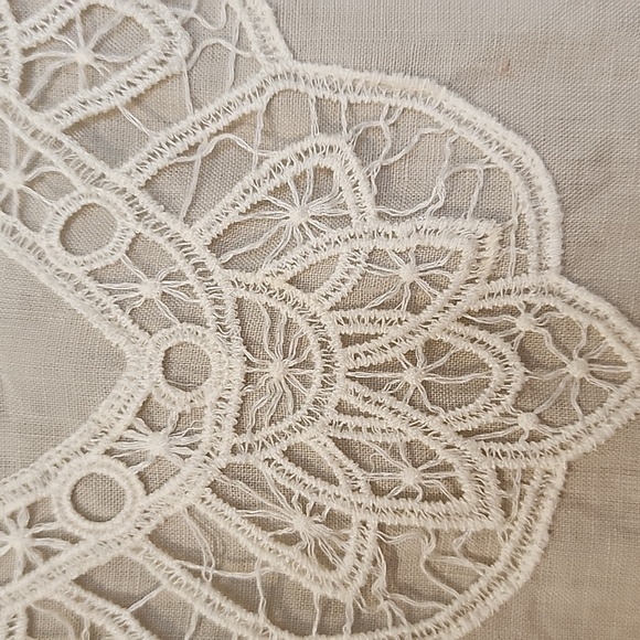 JONES NEW YORK WOMAN'S TUNIC TOP - Picture 5 of 9